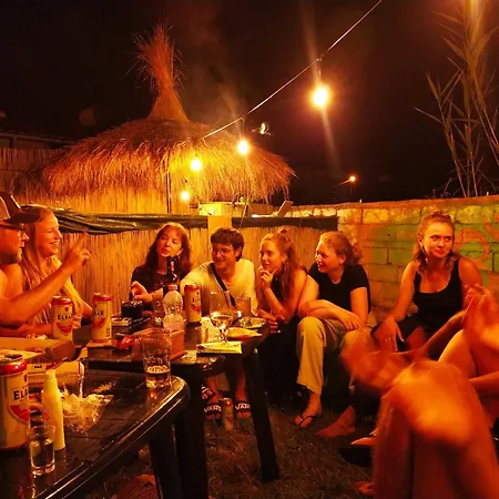 Hostel Pinwheel Vlora&rooftop Bar Vlorë