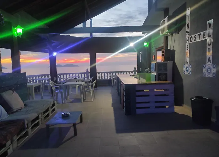 Hostal Pinwheel & Rooftop Bar