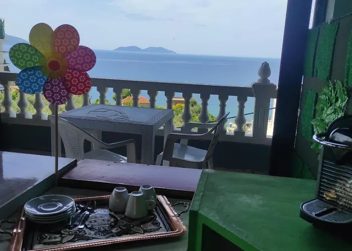 Ostello Pinwheel & Rooftop Bar *